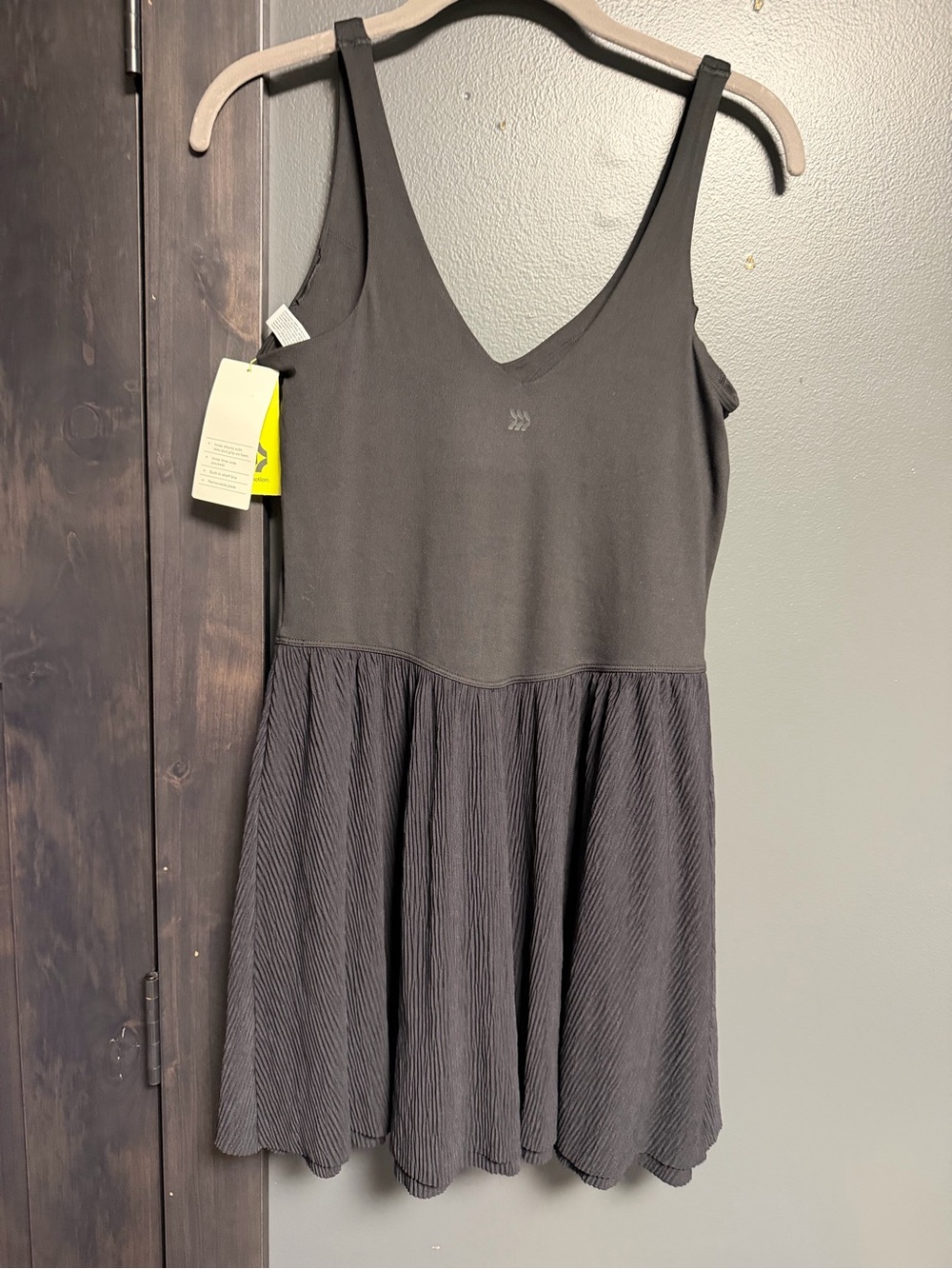 NWT Target All in Motion Pleated Active Dress Black Size Small - Picture 3 of 5